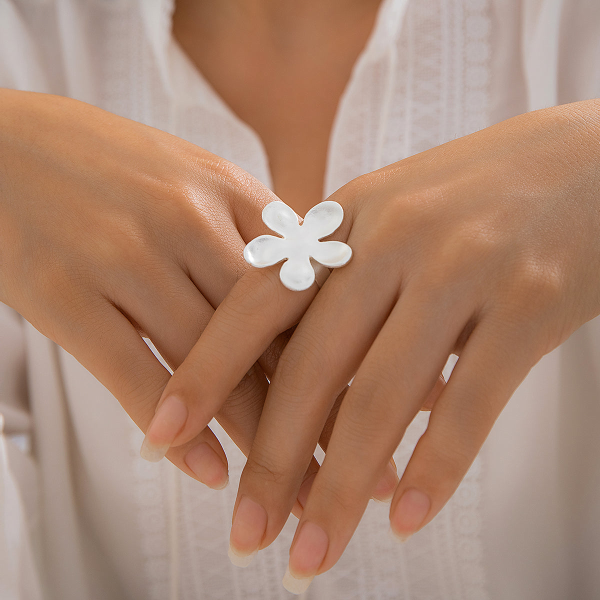 Anillo Flor Delicado