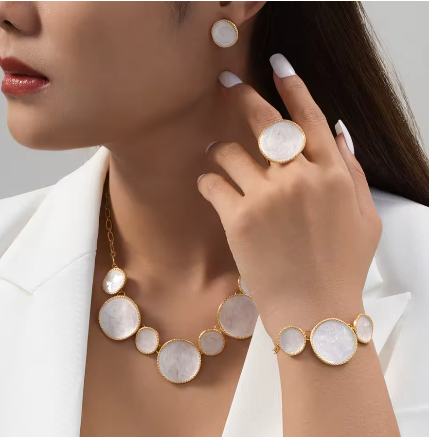Conjunto con conchas