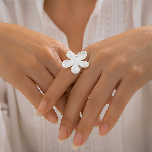 Anillo Flor Delicado