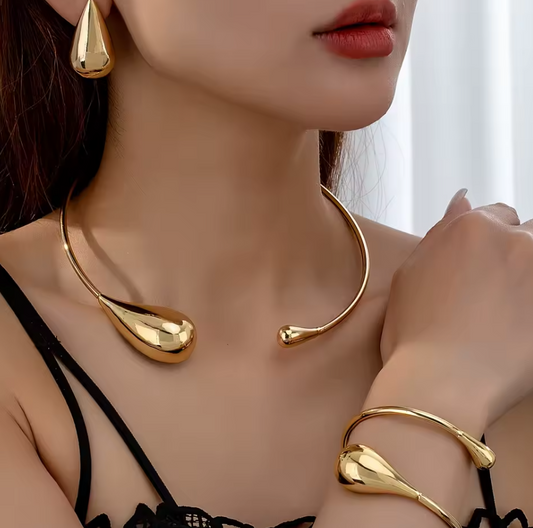 Joyeria de forma Lagrima