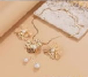Set Aretes y Collar Eclipse Set